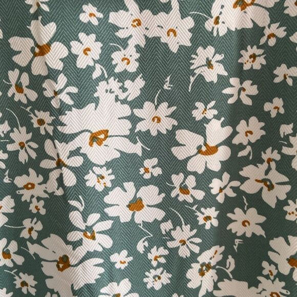 Green Floral Feminine Flowy Raglan Sleeve Ruffle Neck Summer Dress - Picture 8 of 11